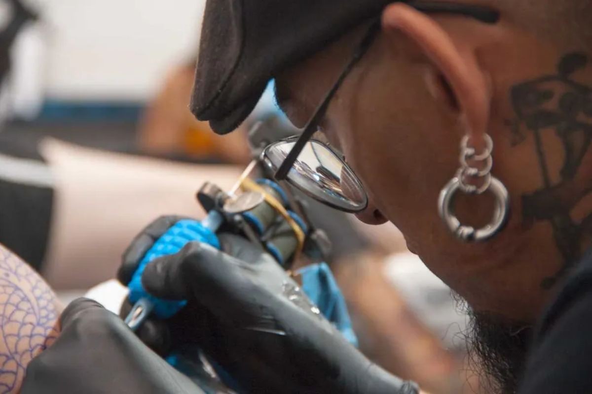 Santos Tattoo Festival tem concurso ao vivo, shows e batalha de tintas; veja a programação