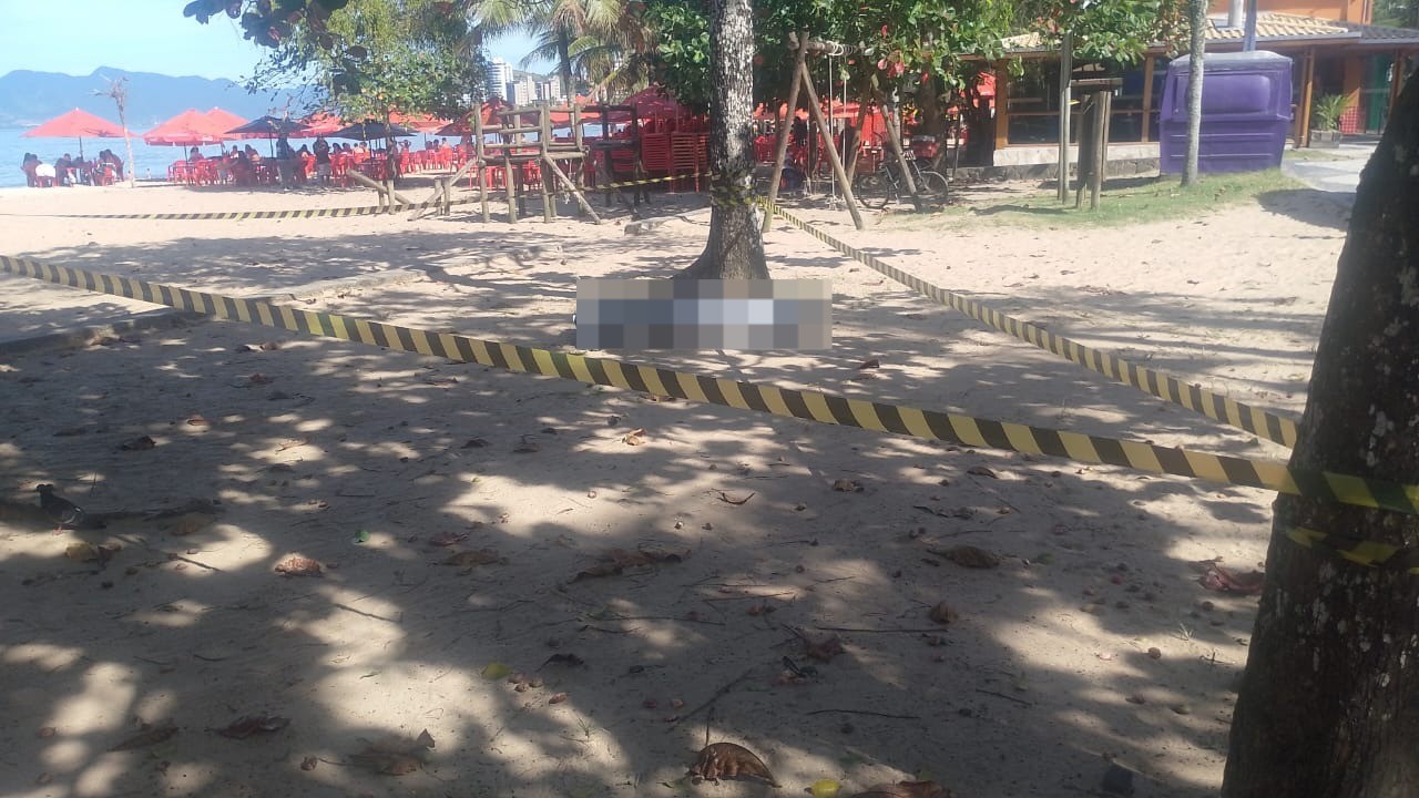 Corpo de homem é encontrado no mar na Praia Martim de Sá, em Caraguatatuba