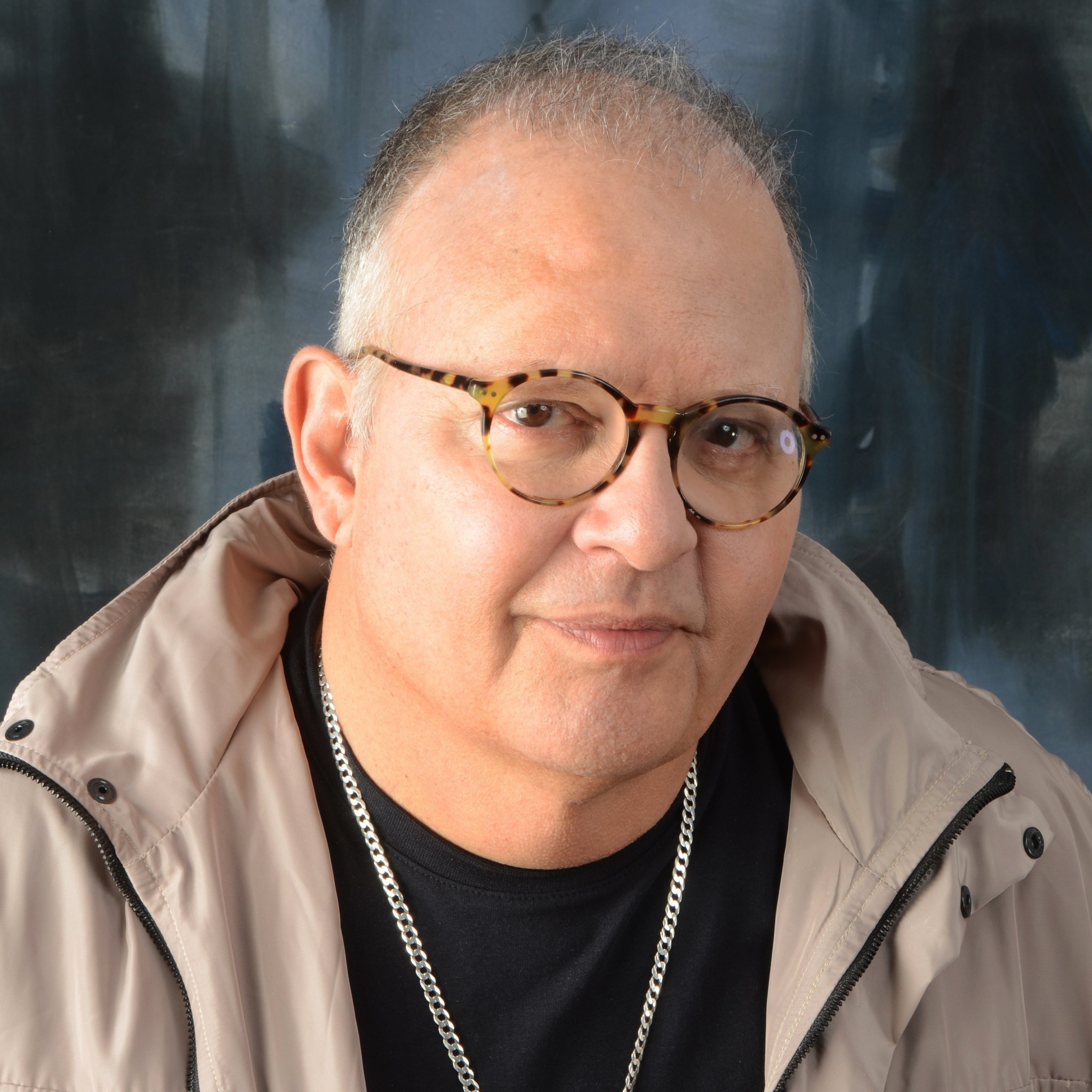 Guilherme Arantes reconta história da música ignorada por Vanusa ao ler texto do blog sobre álbum da artista em 1975