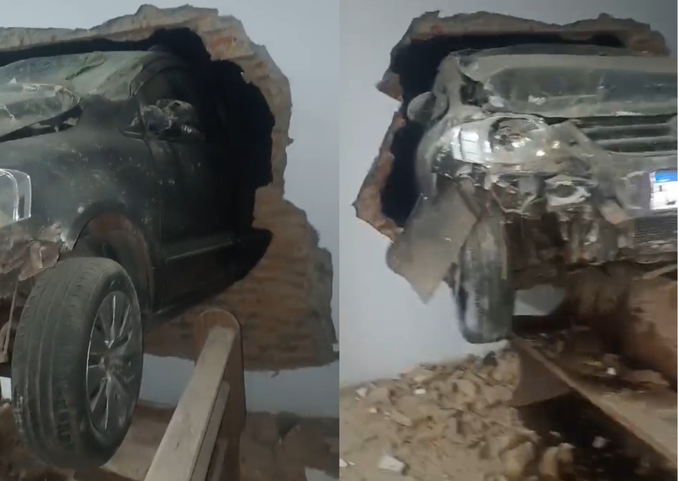 Motorista invade igreja e carro fica preso em buraco na parede em Floriano — Foto: Reprodução