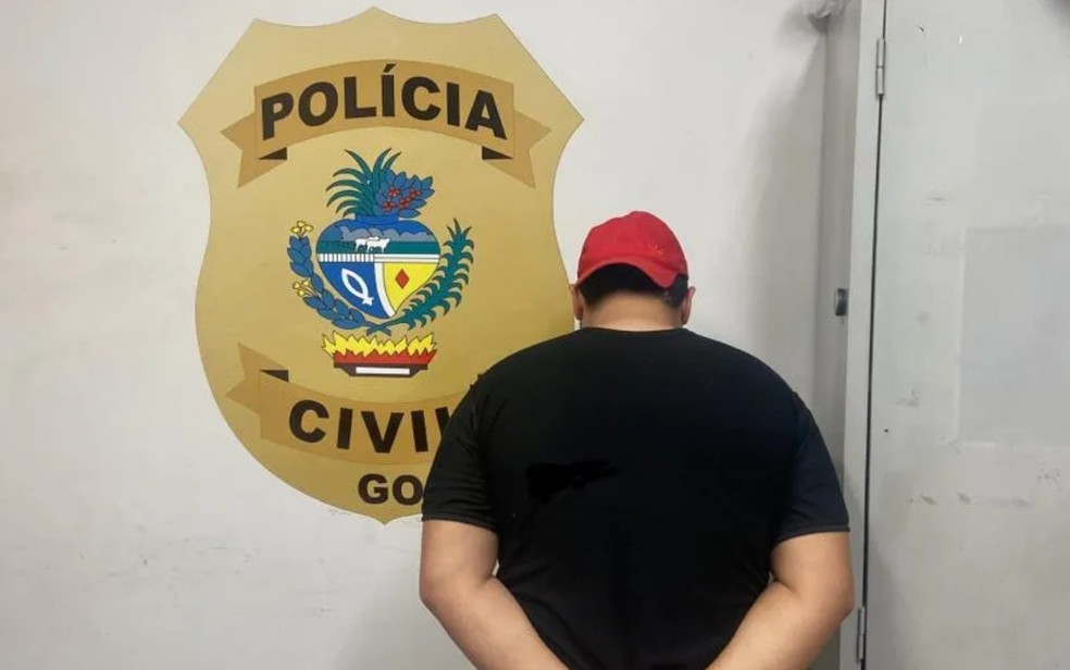 Homem preso por suspeita de estupro, em Bela Vista de Goiás - Goiás  — Foto: Divulgação/PC 
