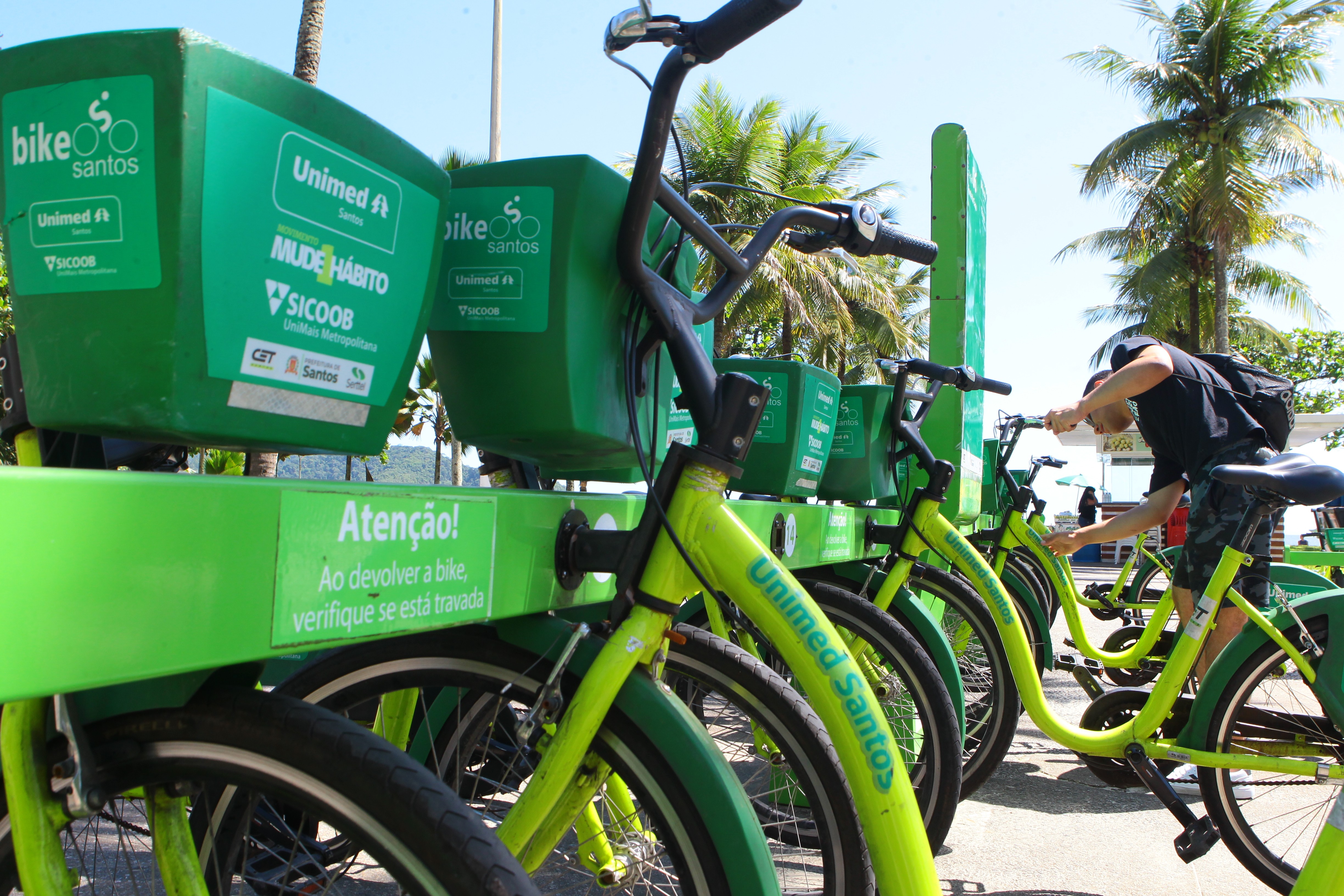 Empresa libera viagens gratuitas de bike no sábado; veja como usar 