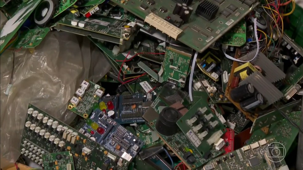 Imagem da notícia 1 sobre reciclagem de lixo eletrônico
