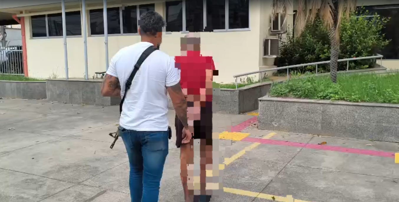 Foragido com 17 anotações criminais em Barra Mansa é preso em Duque de Caxias