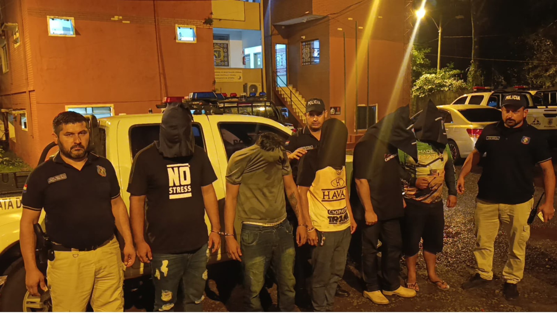 Três brasileiros são presos por tráfico de cerca de 50 paraguaios próximo ao Paraná para trabalho análogo à escravidão