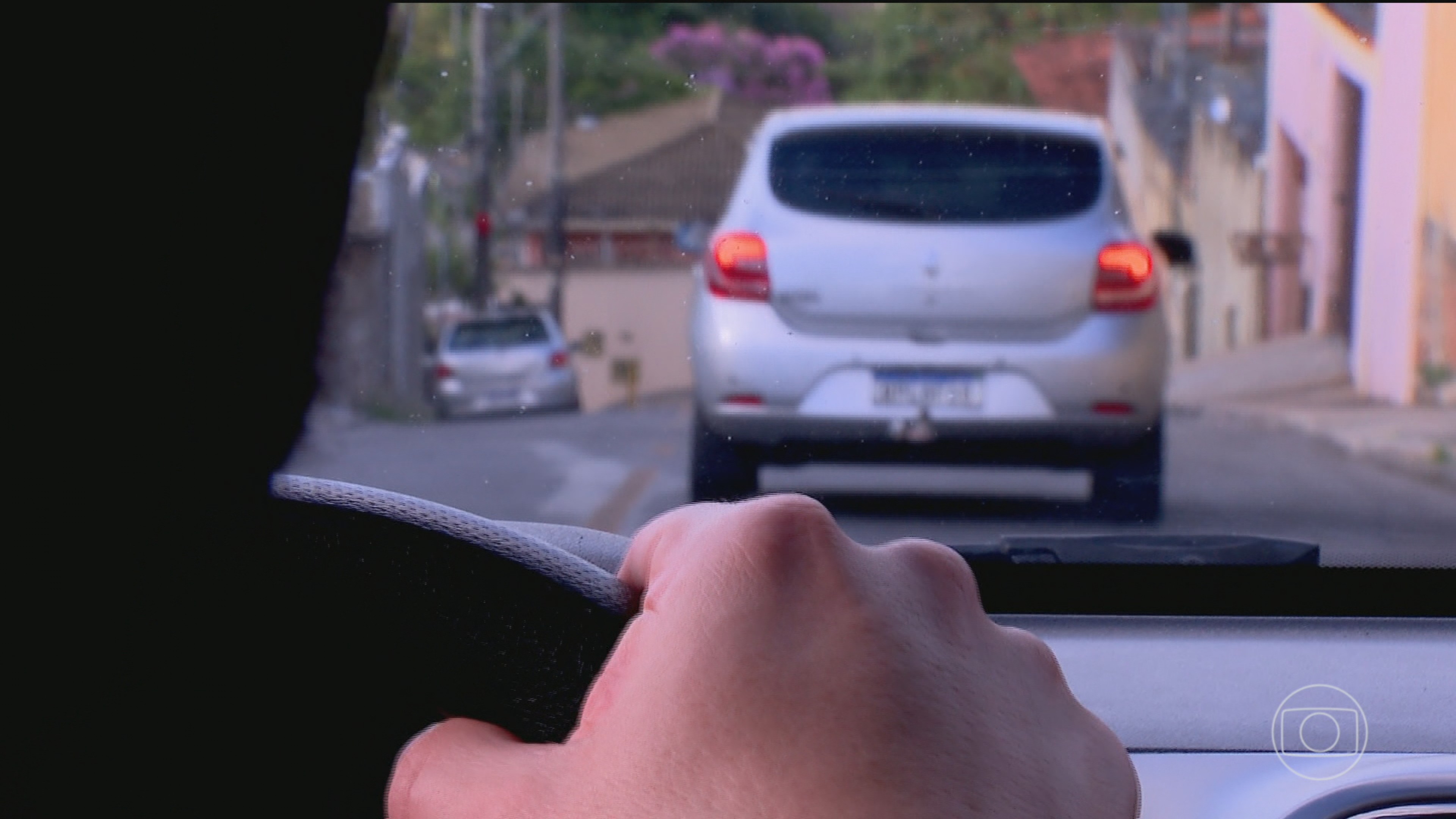 Polícia prende quadrilha que usava carros de aplicativo para roubar passageiros em Minas Gerais