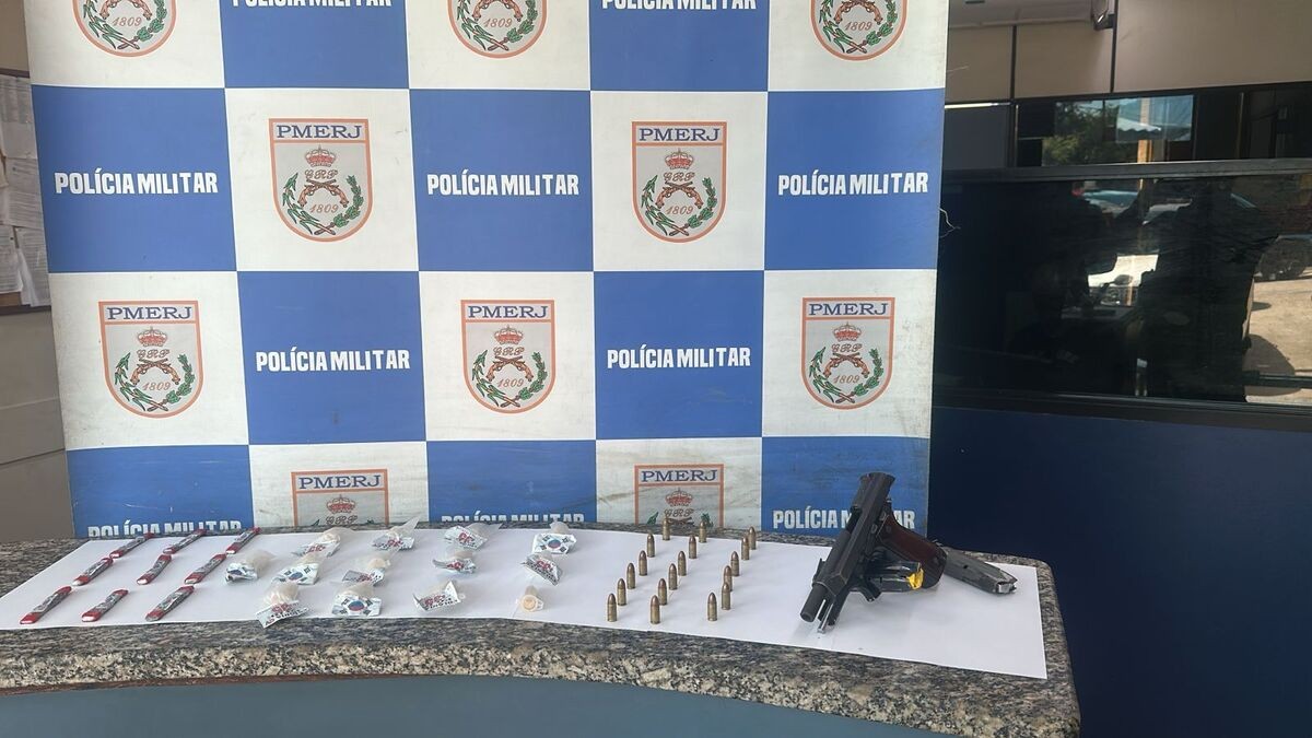 Jovem é preso com arma e drogas em Barra Mansa