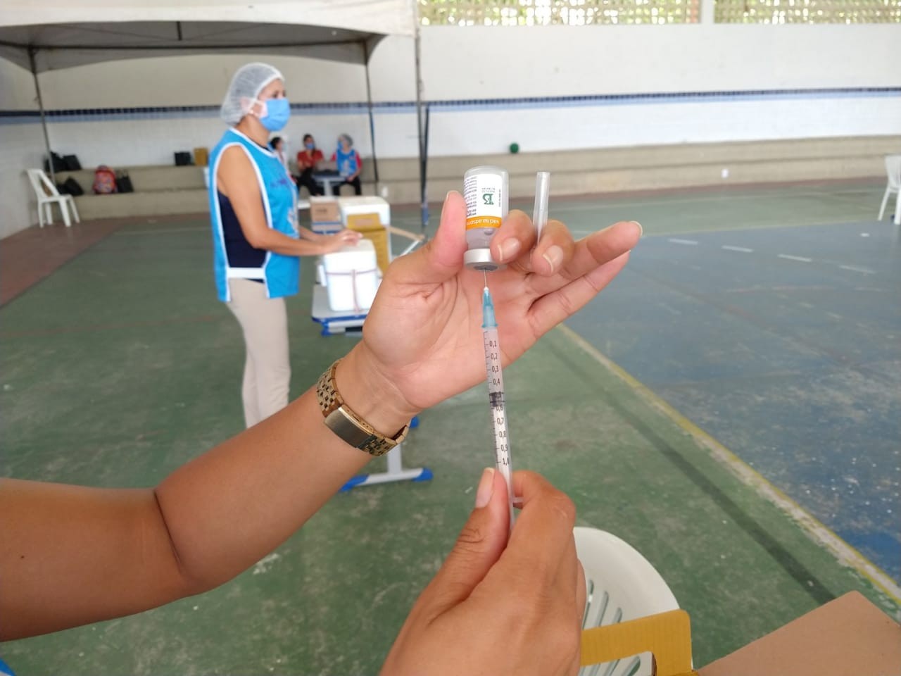 Pontos móveis de vacinação de João Pessoa fecham na segunda-feira (21), Dia do Comerciário 