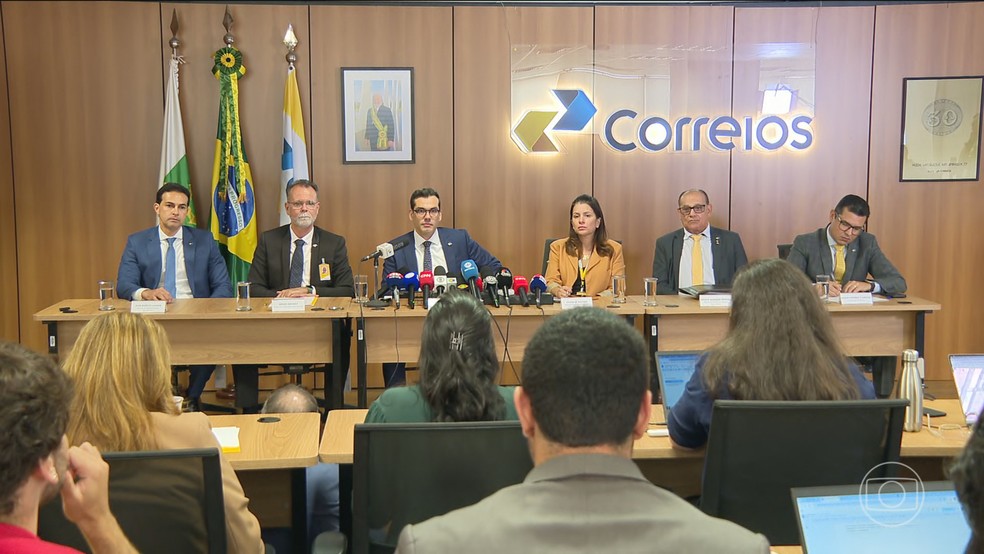 Correios anunciam plano bilionário para cobrir rombo nas contas da empresa — Foto: Jornal Nacional/ Reprodução