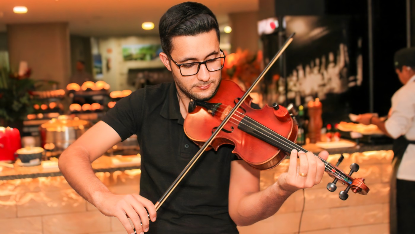 Café da Manhã de Domingo Aberto ao Público no Restaurante Locanda - 
Anexo ao Wyndham Golden Foz Suítes