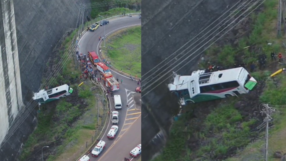 Ônibus tombou e colidiu com parede de concreto, — Foto: Reprodução / Magodg