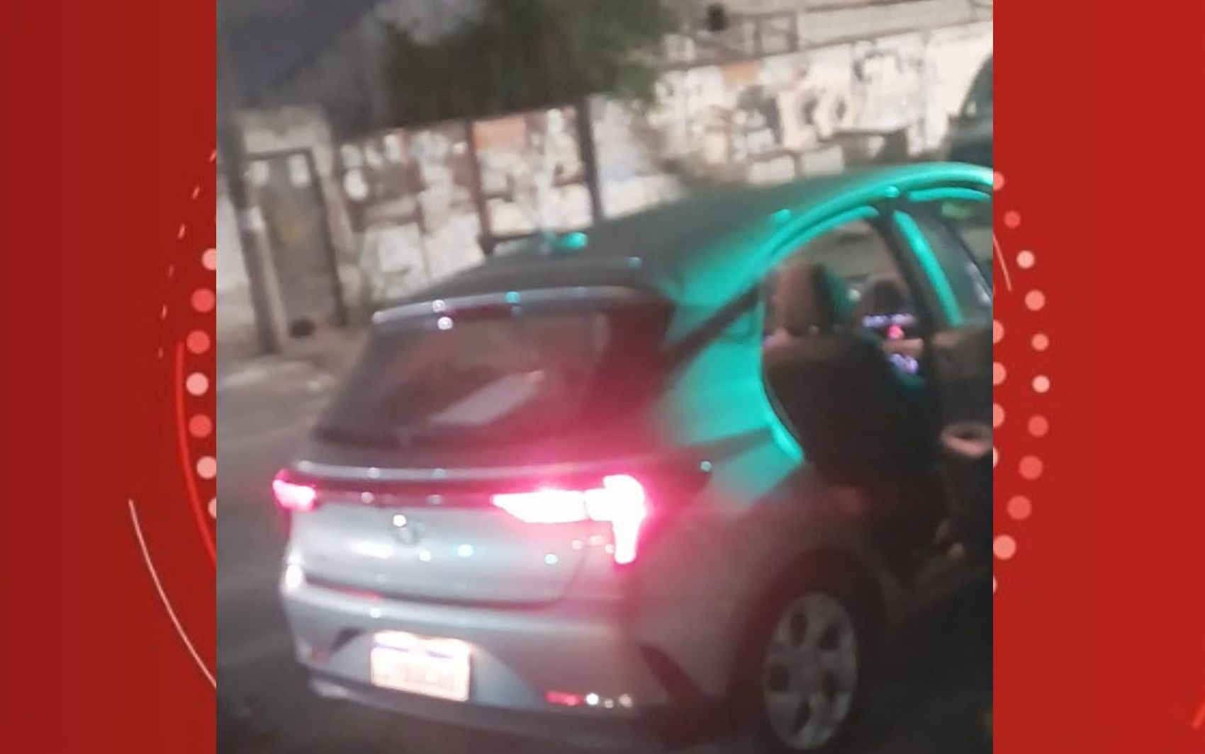 Três homens são mortos a tiros dentro de carro em Salvador