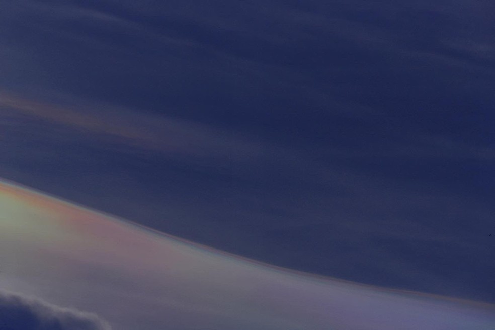 'Nuvem iridescente' é registrada em Foz do Iguaçu — Foto: Roberto Lemos/Arquivo pessoal