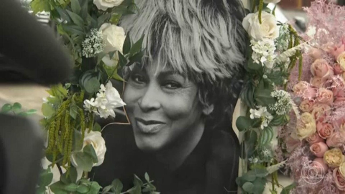 Neighbors of Tina Turner mourn the singer’s death: ‘We loved that she was here’