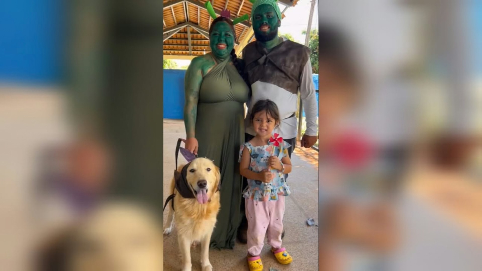 Pais viralizam ao buscar filha na escola fantasiados de Shrek e Fiona; cachorro foi vestido de Burro