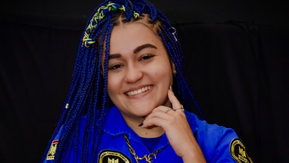 Larissa Paiva tem mais de 14 mil seguidores no Instagram, onde fala sobre astronomia — Foto: Divulgação