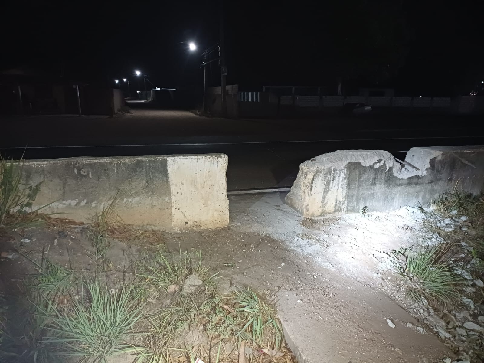 Quatro homens são presos por quebrar mureta de proteção da BR-101, em Porto Real do Colégio