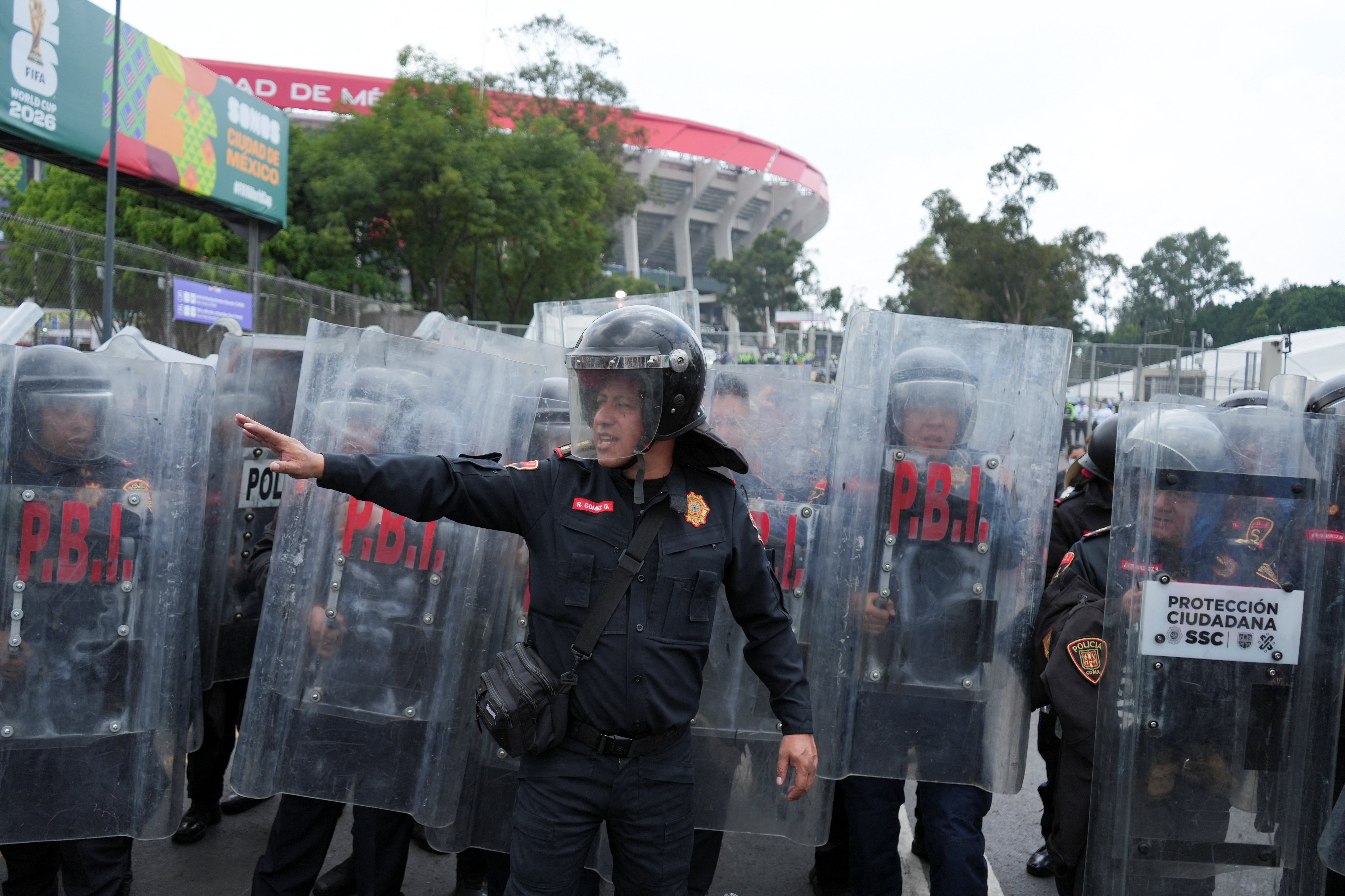 Copa do Mundo: polícia e manifestantes entram em confronto no México