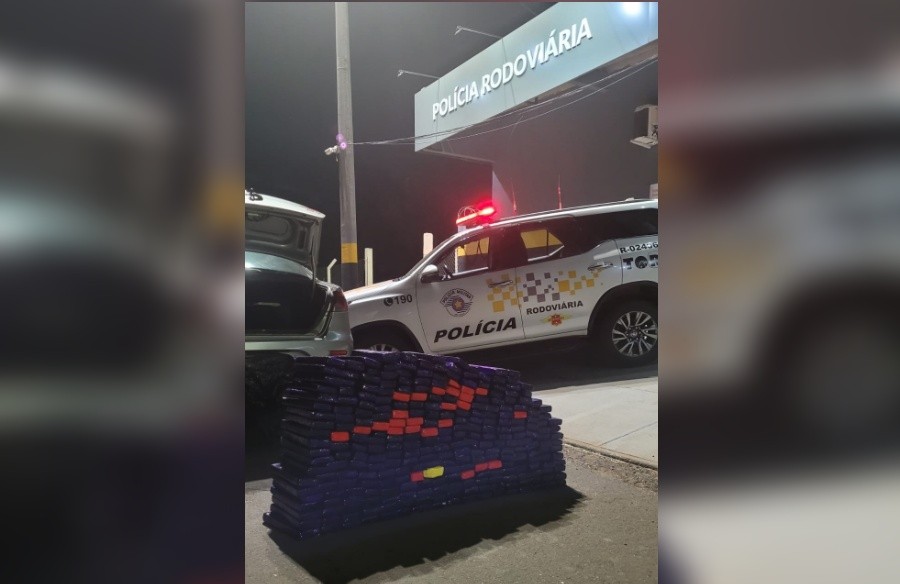 Polícia Rodoviária apreende mais de 160 kg de maconha escondidos em carro em Braúna