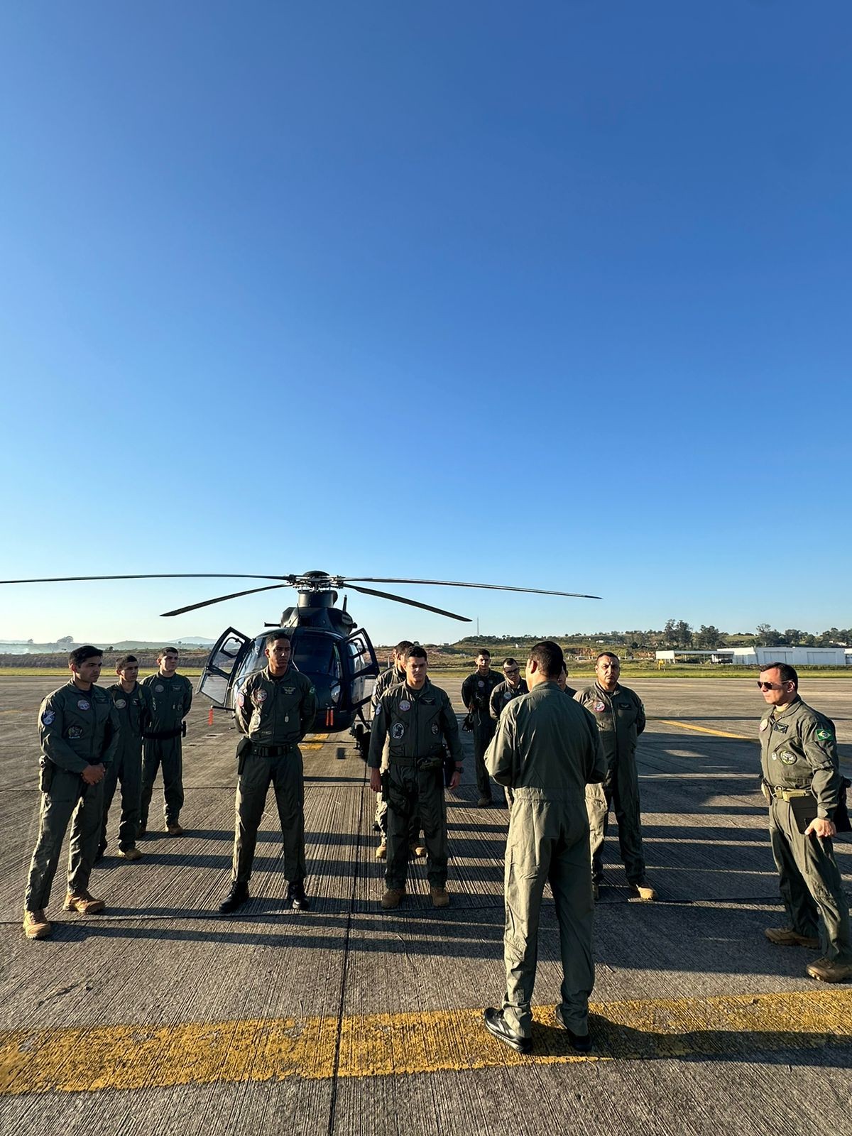 Helicópteros do Cavex de Taubaté vão auxiliar no resgate de vítimas do temporal no Rio Grande do Sul