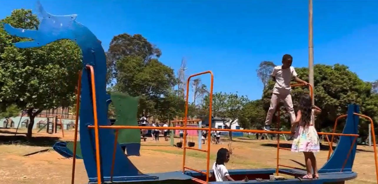 Parque do Sabiá encanta menino de 9 anos: 'É muito legal vir aqui' 