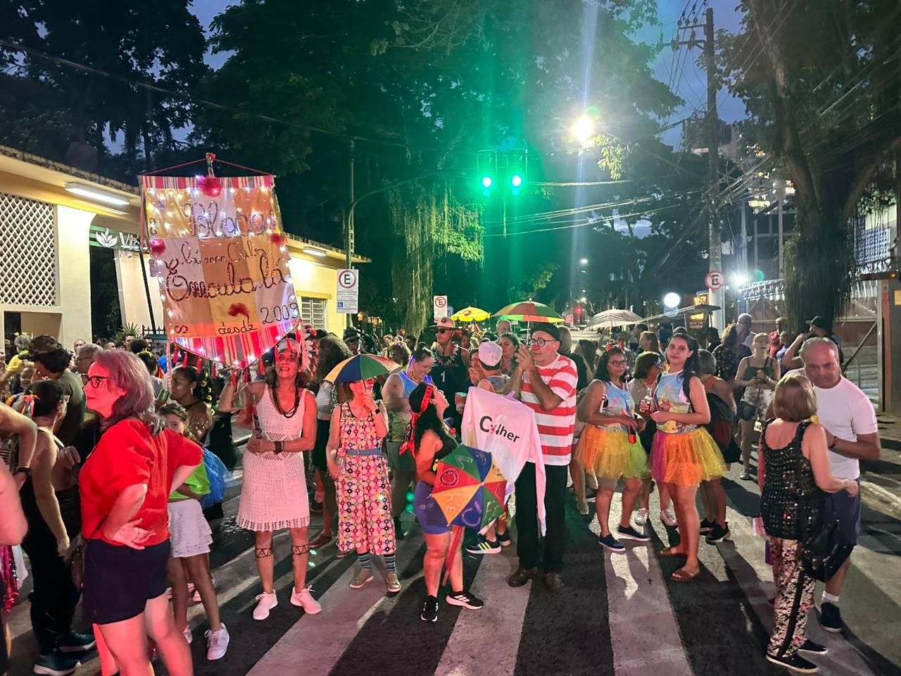 Bloco de pesquisadores do Inpe comemora 18 anos e desfila nesta quinta (11) em São José