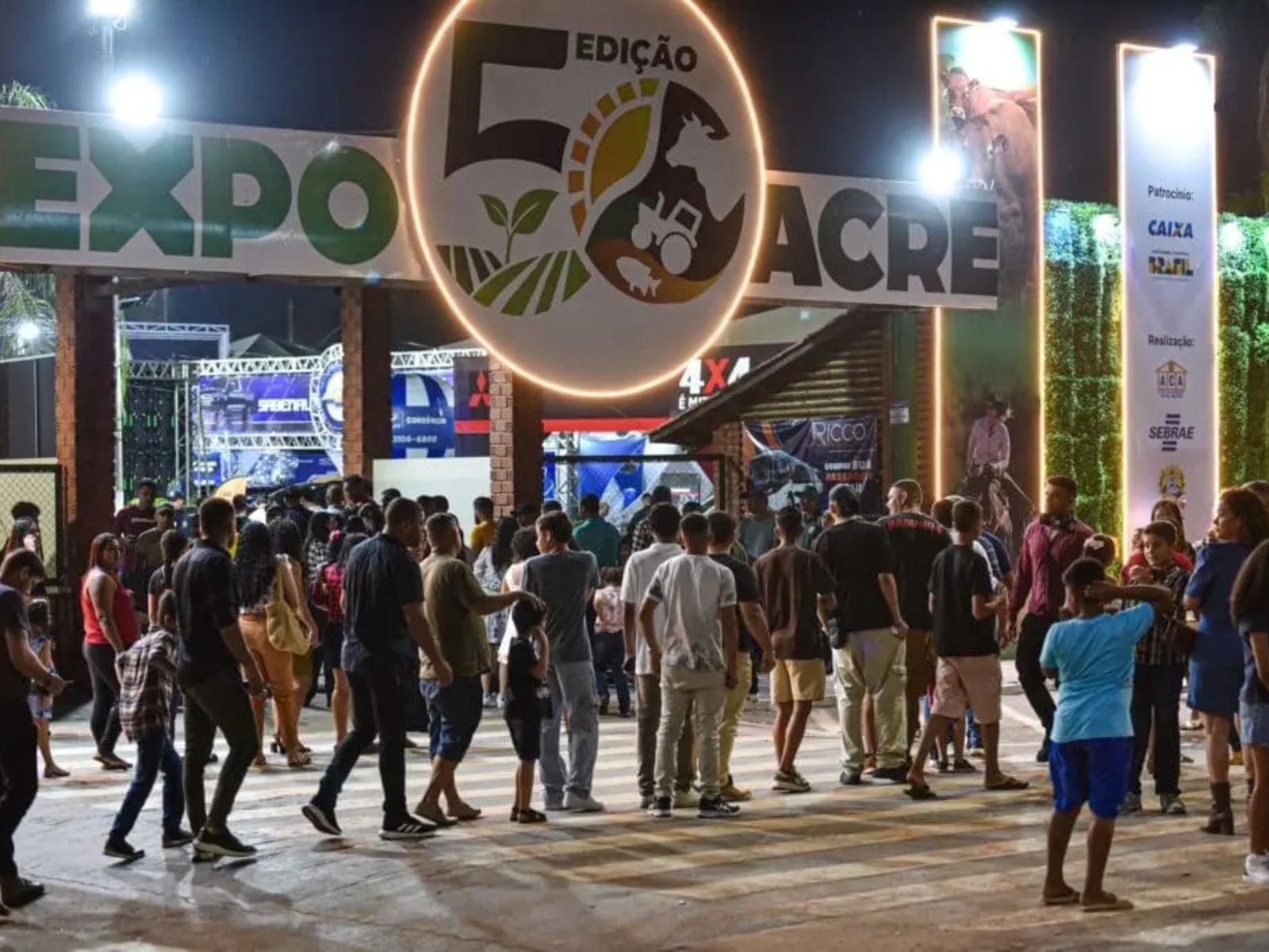 Contratos suspensos de R$ 22 milhões são ligados a instituições filantrópicas sem experiência com a Expoacre