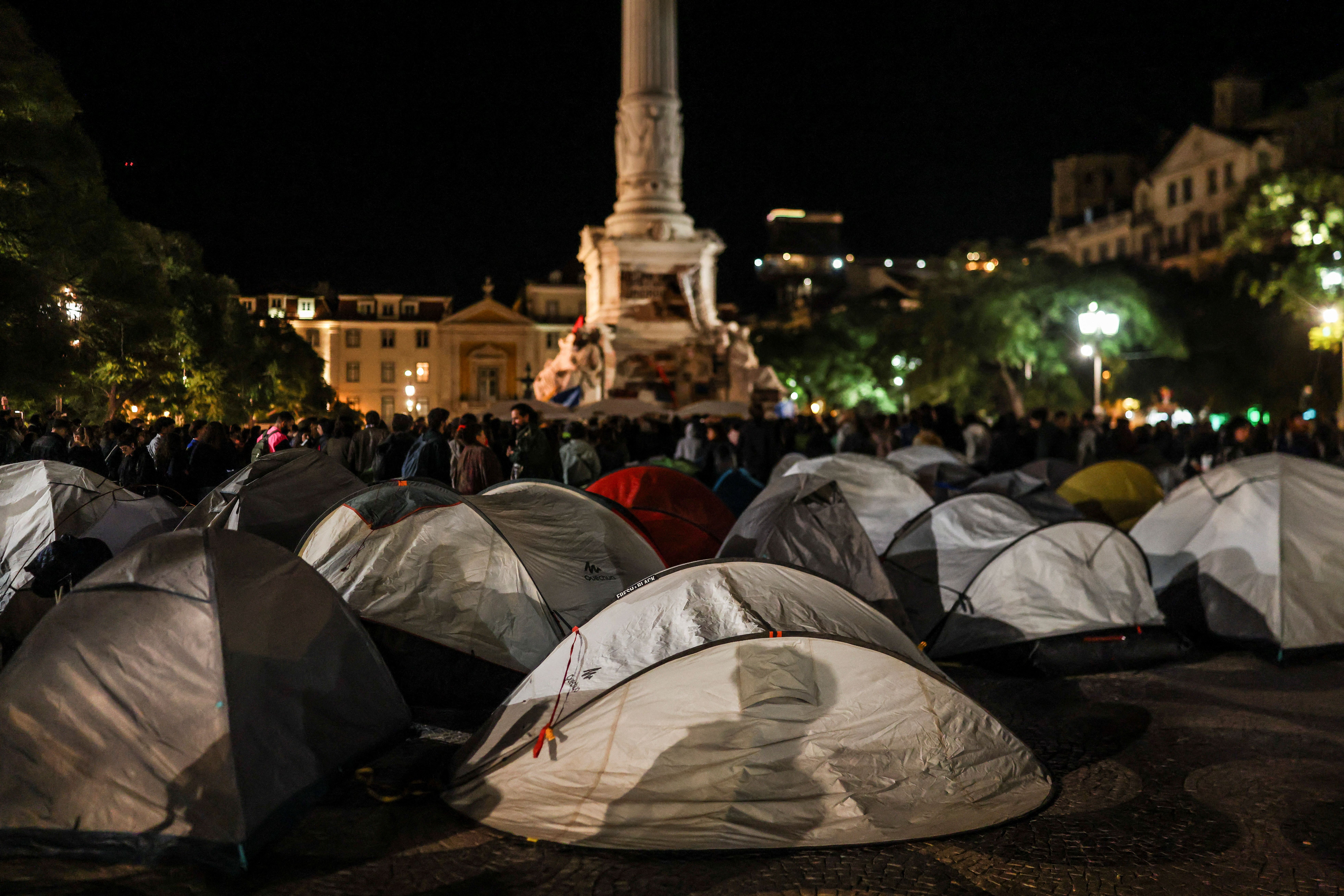 Polícia desmantela acampamento pelo direito à moradia em Lisboa