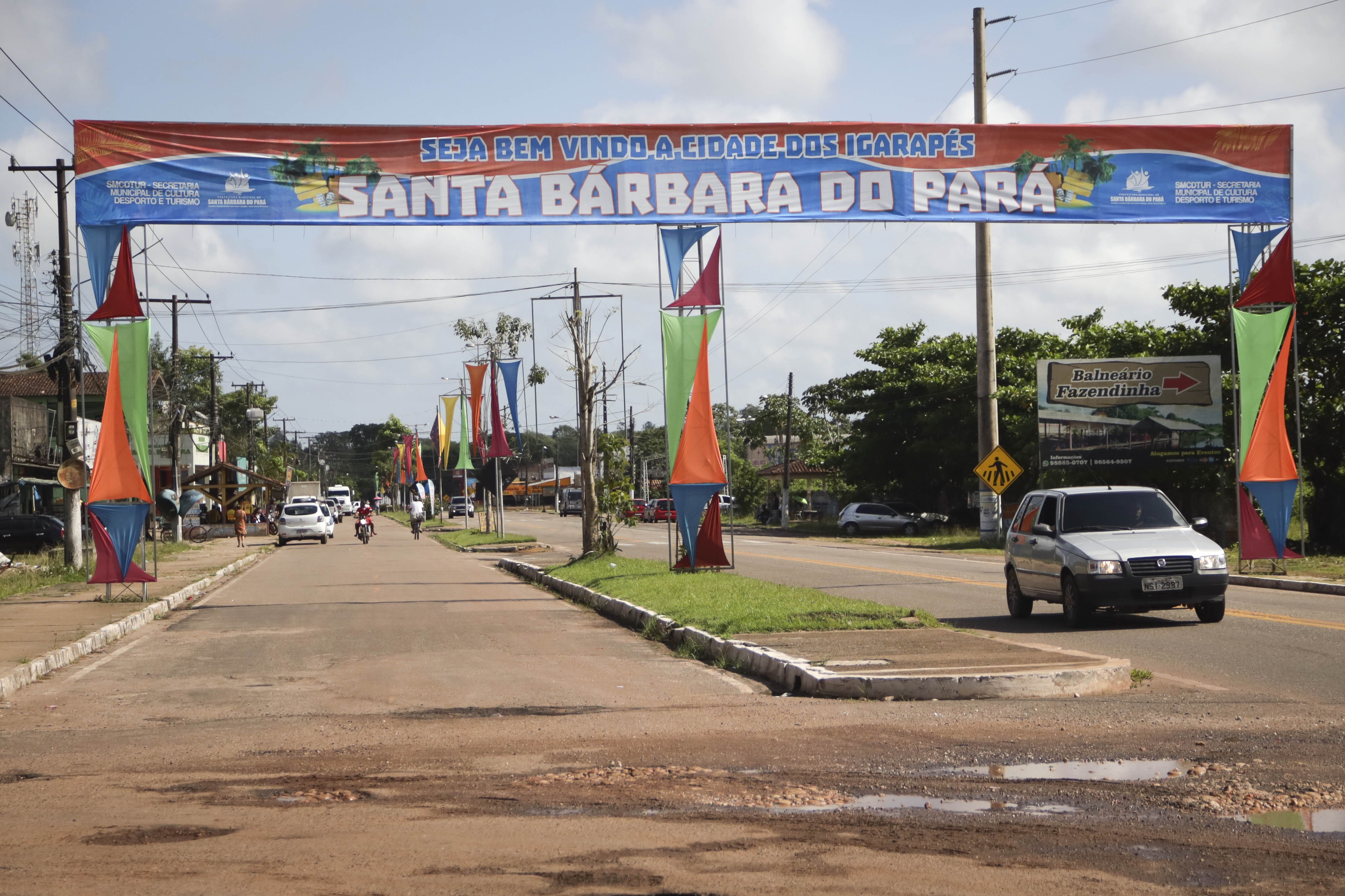 Vereadores são detidos após picharem muro com críticas ao prefeito em Santa Bárbara do Pará