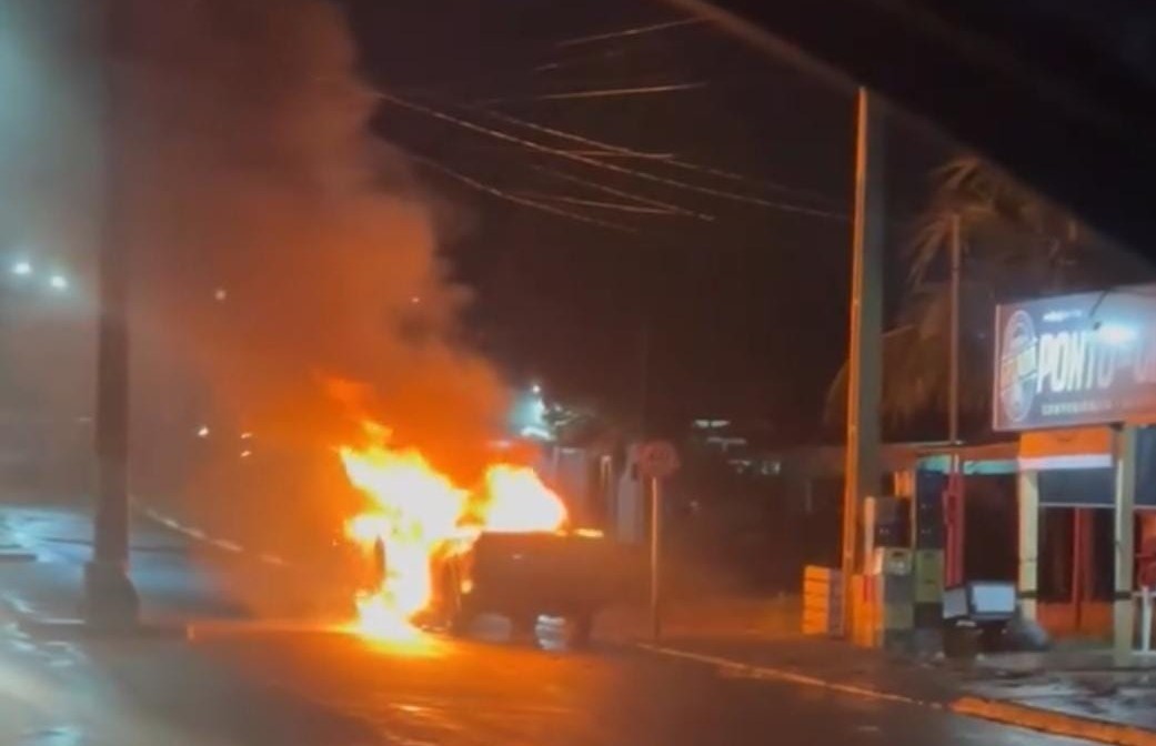 Motociclista é atingido por carro que participava de 'racha' em Laranjal do Jari, no AP