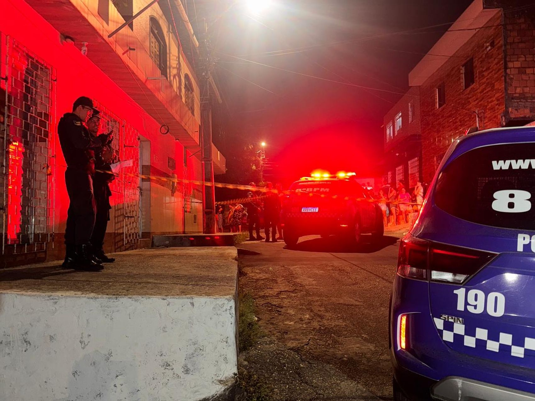 Mulher é morta com tiro no rosto na Zona Norte de Aracaju; suspeito é companheiro da vítima