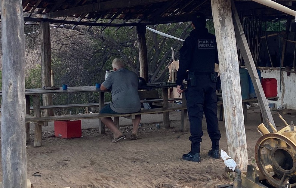 Polícia Federal cumpre oito mandados de busca e apreensão em Princesa Isabel, na Paraíba — Foto: PF/Divulgação