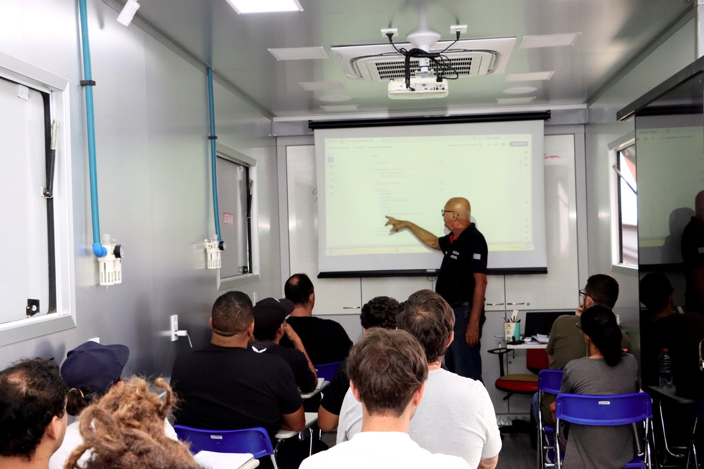 Caraguatatuba amplia qualificação profissional com Programa Profissionaliza
