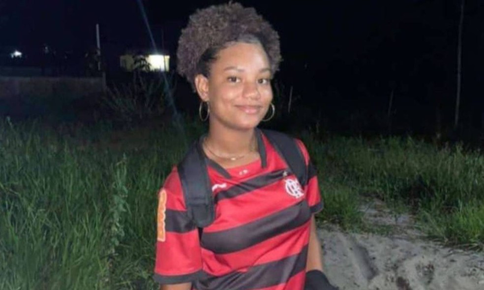 Adolescente de 16 anos foi morta a facadas em Maraú, no baixo sul baiano — Foto: Reprodução/Redes Sociais
