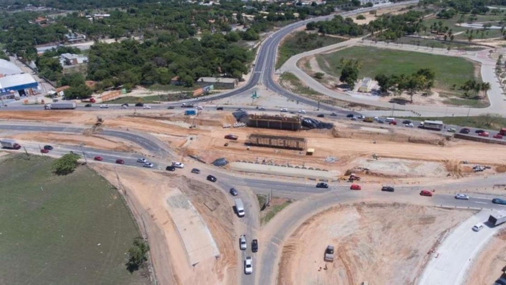 Obra do anel viário de Fortaleza sofre diversos atrasos e paralisações — Foto: SVM