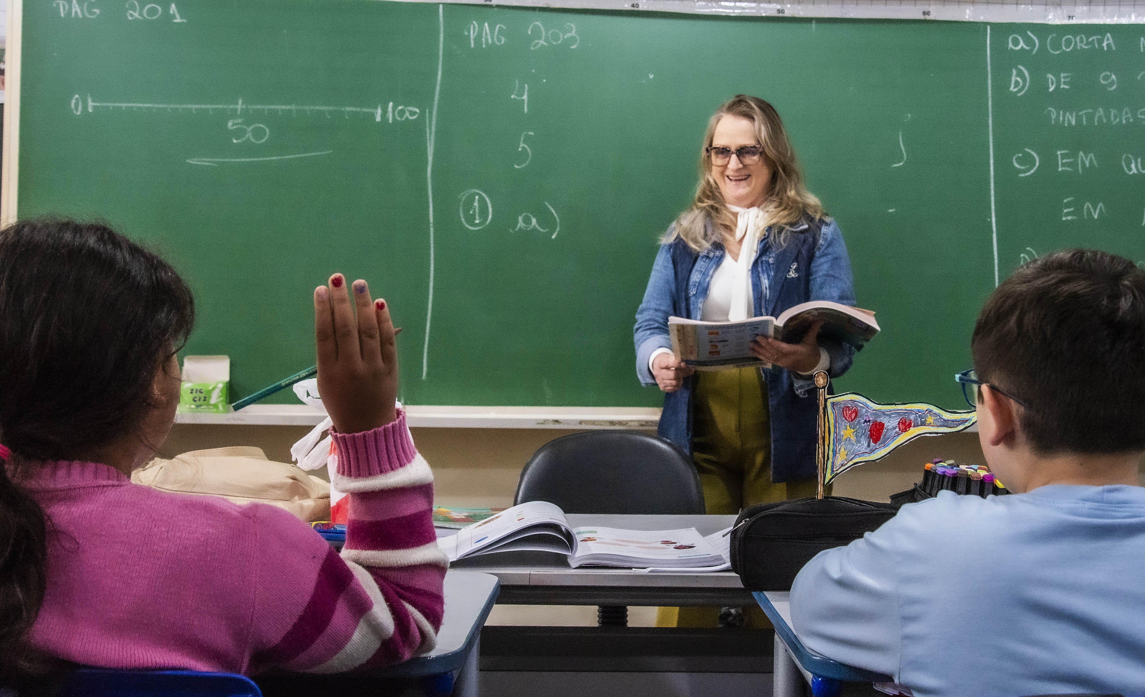 Fique por dentro: Rede municipal de Curitiba deixará de ofertar turmas do 6º ao 9º ano do Ensino Fundamental; veja perguntas e respostas