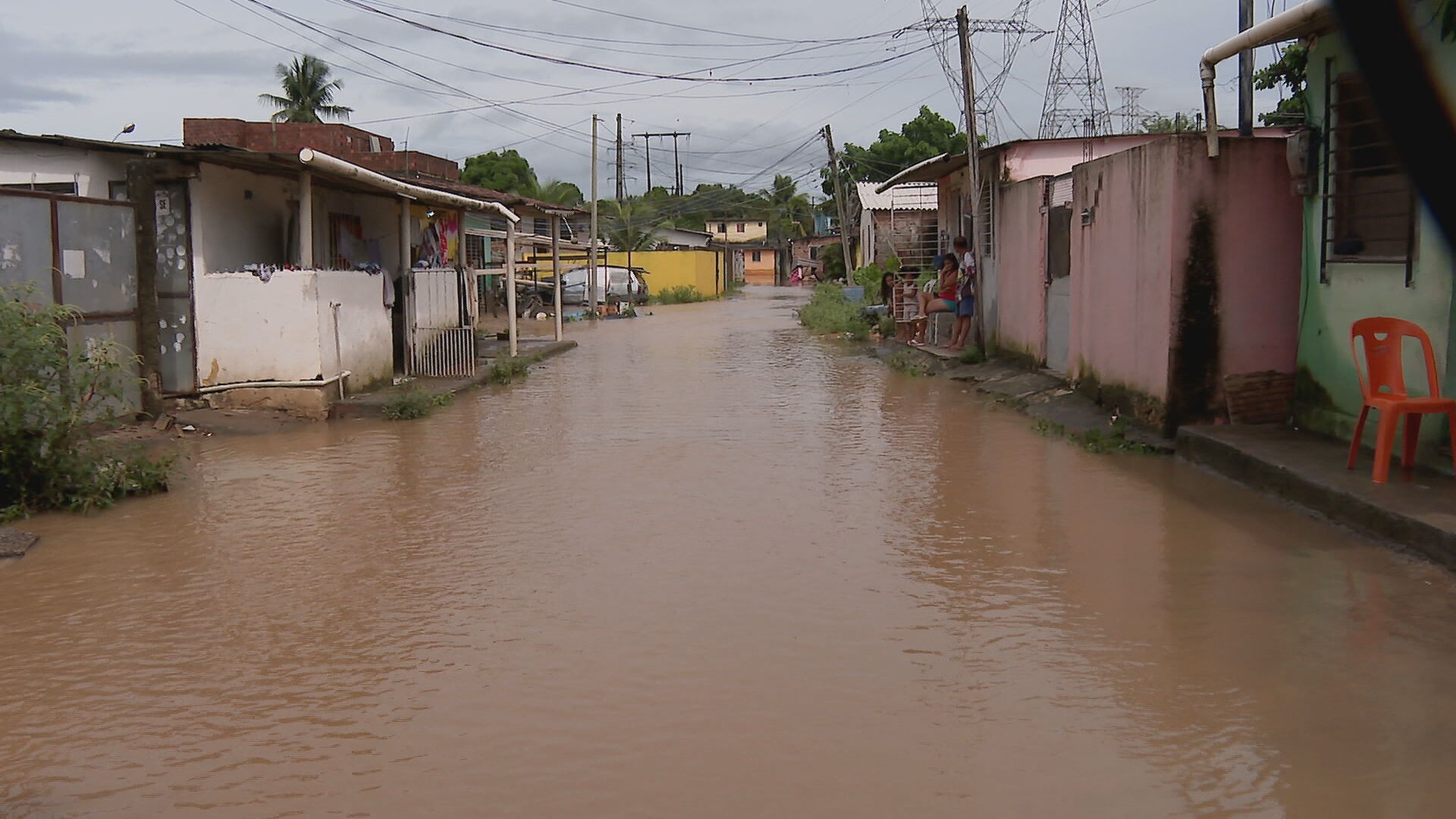 Chuvas em Pernambuco: Alepe aprova auxílio emergencial a famílias atingidas e fundo de prevenção a desastres