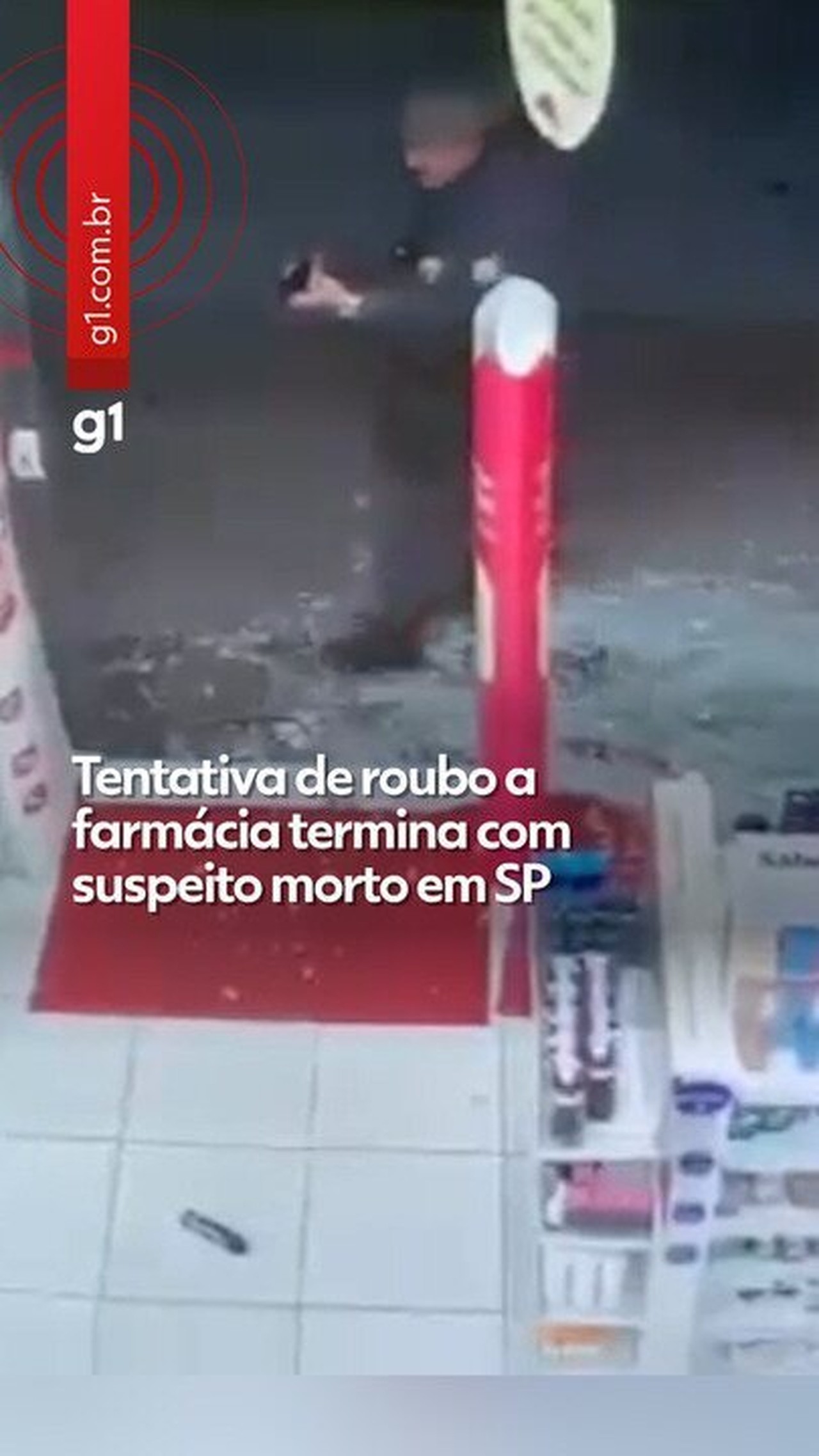 Câmera de segurança flagra troca de tiros entre PM e dupla que tentava roubar canetas emagrecedoras em SP