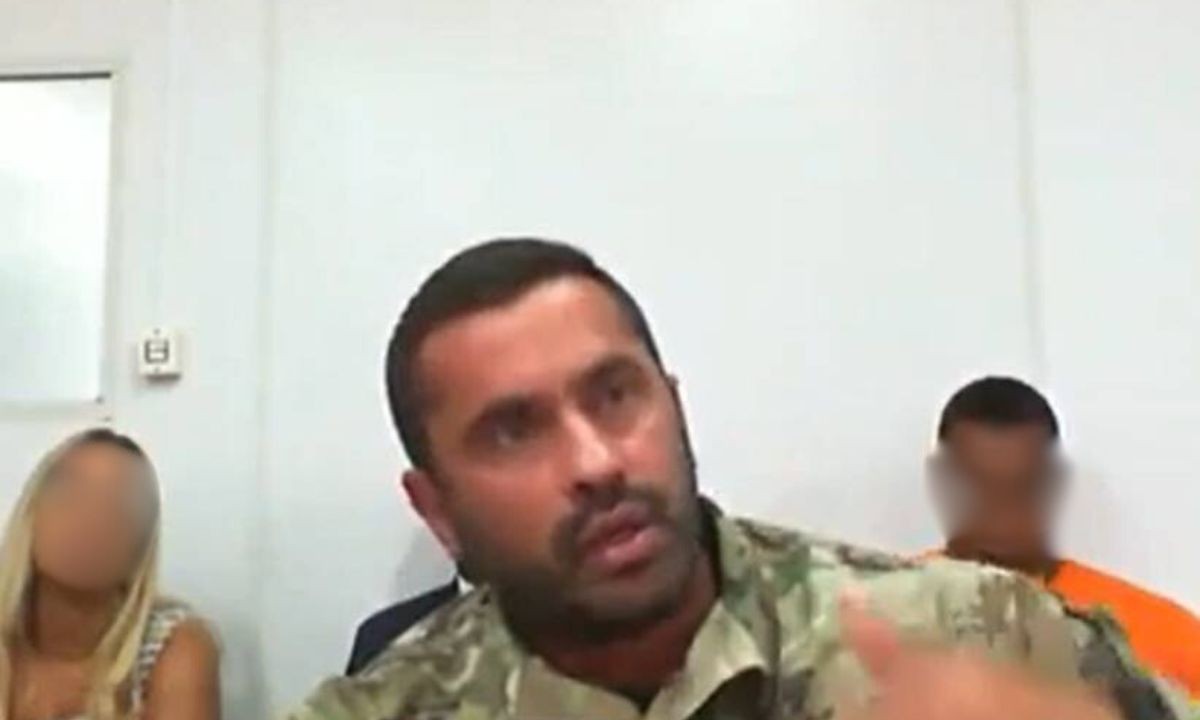 Troca de áudios entre policiais civis da BA indica alinhamento de depoimentos durante investigação de esquema de desvio de armas