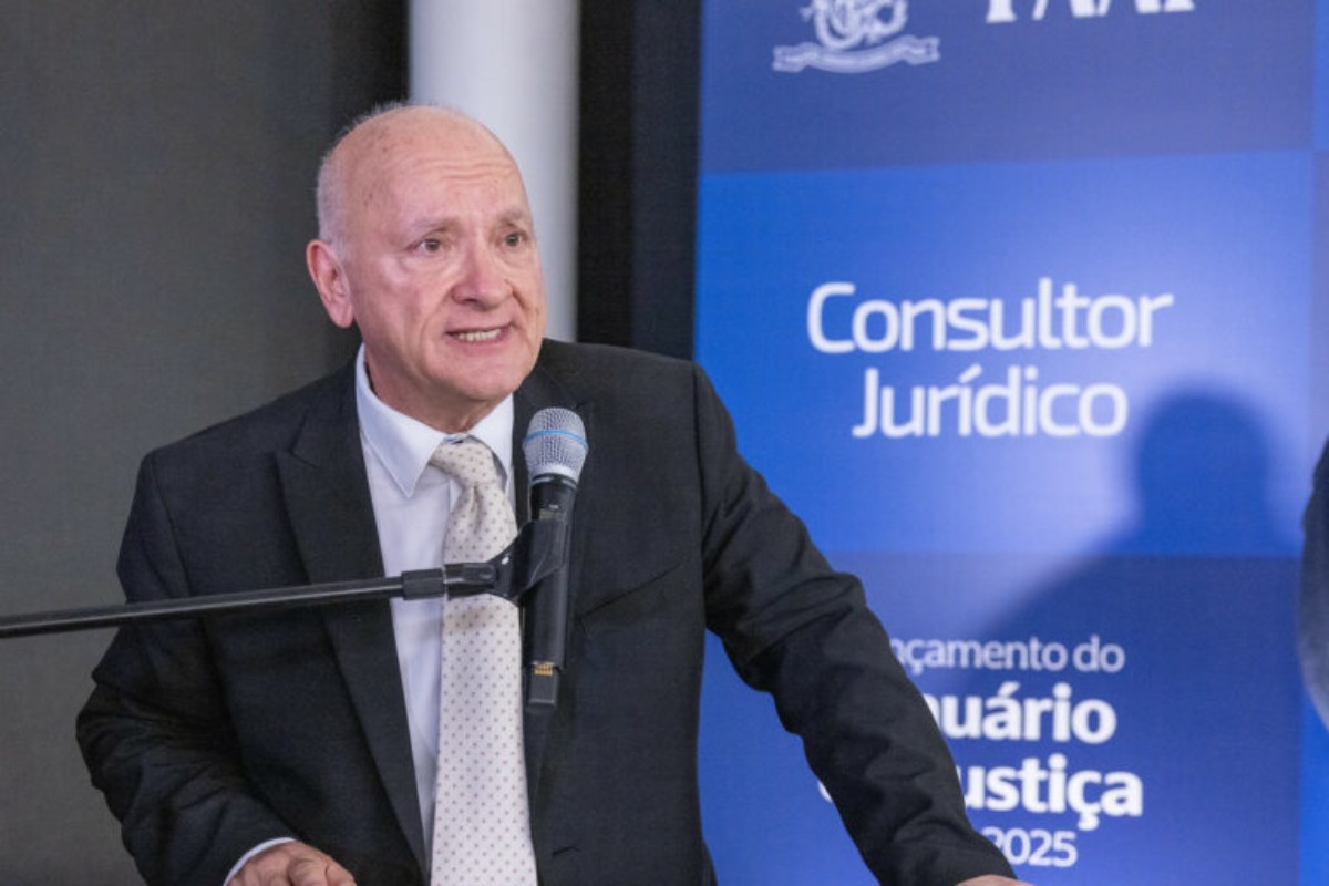 Jornalista Márcio Chaer passa mal e morre aos 71 anos após correr atrás de bandidos no Centro de SP