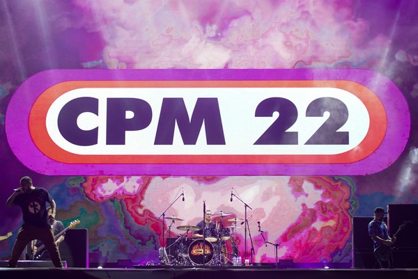 CPM 22 aposta no sucesso fora do país por música na trilha sonora de 'Em  chamas' - Música - Extra Online