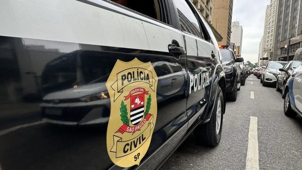 Suspeita de encomendar morte do marido policial é presa na Grande São Paulo