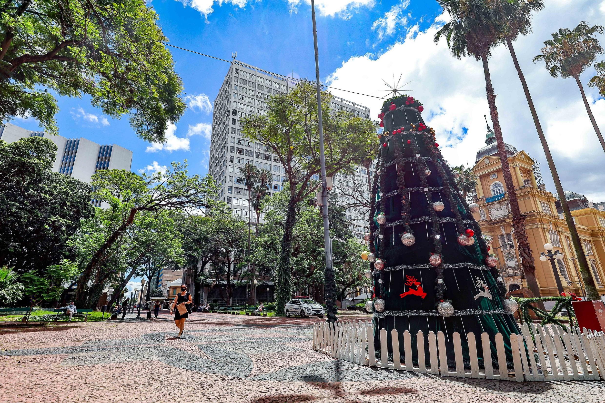 Feriado de Natal: veja o que abre e fecha em Porto Alegre 