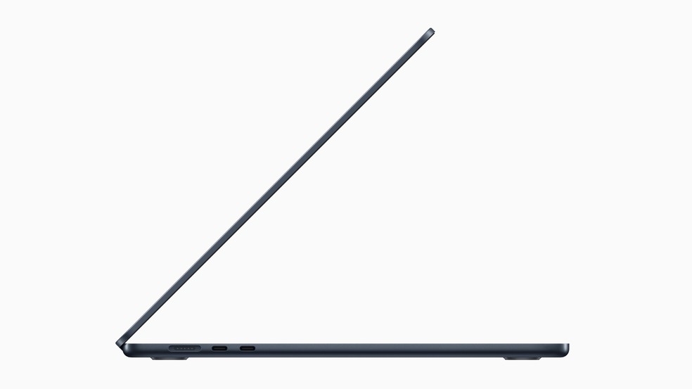 MacBook Air de 15 polegadas tem 11,5 mm de espessura — Foto: Divulgação/Aple