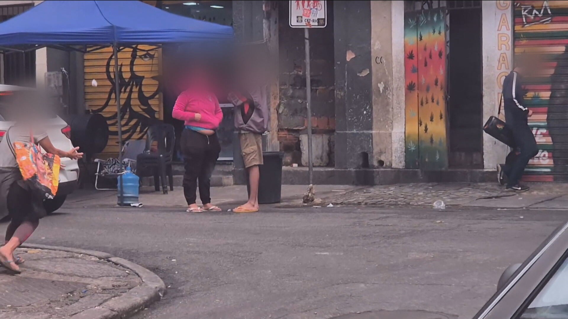 Gerente do tráfico na Lapa é preso; monitoramento flagra venda de drogas ao lado de ponto turístico em plena luz do dia
