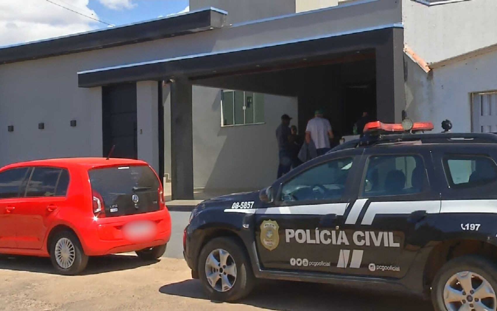 Empresário é morto dentro de casa na frente da mulher, em Anápolis 