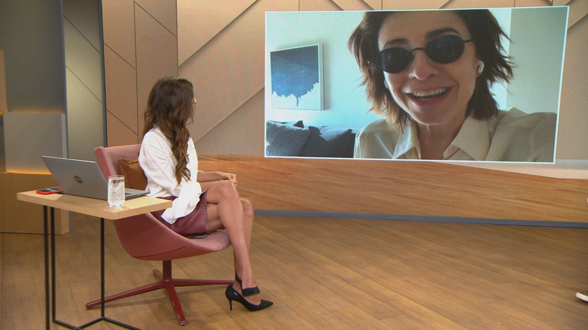 'Prêmio é Mega-Sena acumulada', diz Fernanda Torres sobre vencer o Globo de Ouro