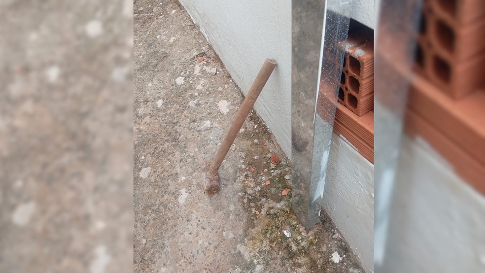 2 de 3
Joalheria &eacute; furtada em S&atilde;o Manuel (SP) &mdash; Foto: Pol&iacute;cia Militar/Divulga&ccedil;&atilde;o