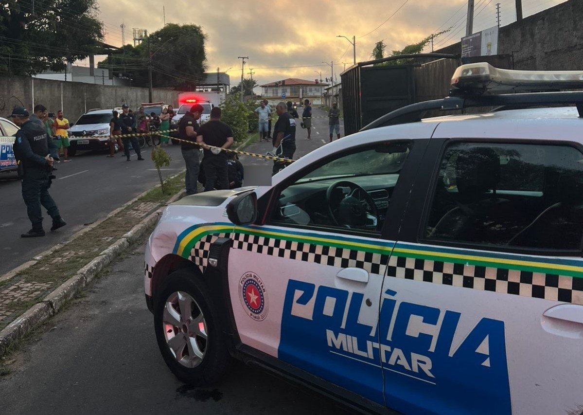 Homem é baleado e morto em bicicleta em rua de Teresina