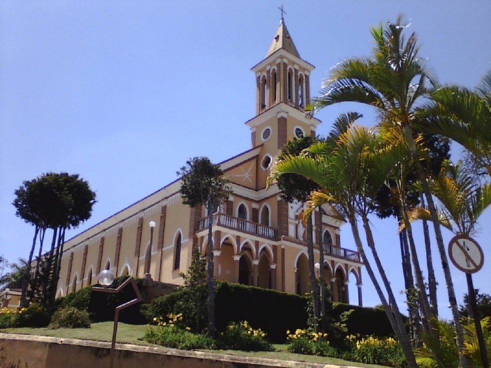 Igreja Matriz de Nossa Senhora do Desterro, em Desterro do Melo